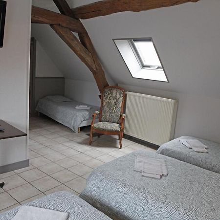 Auberge Du Cheval Blanc Avallon Esterno foto